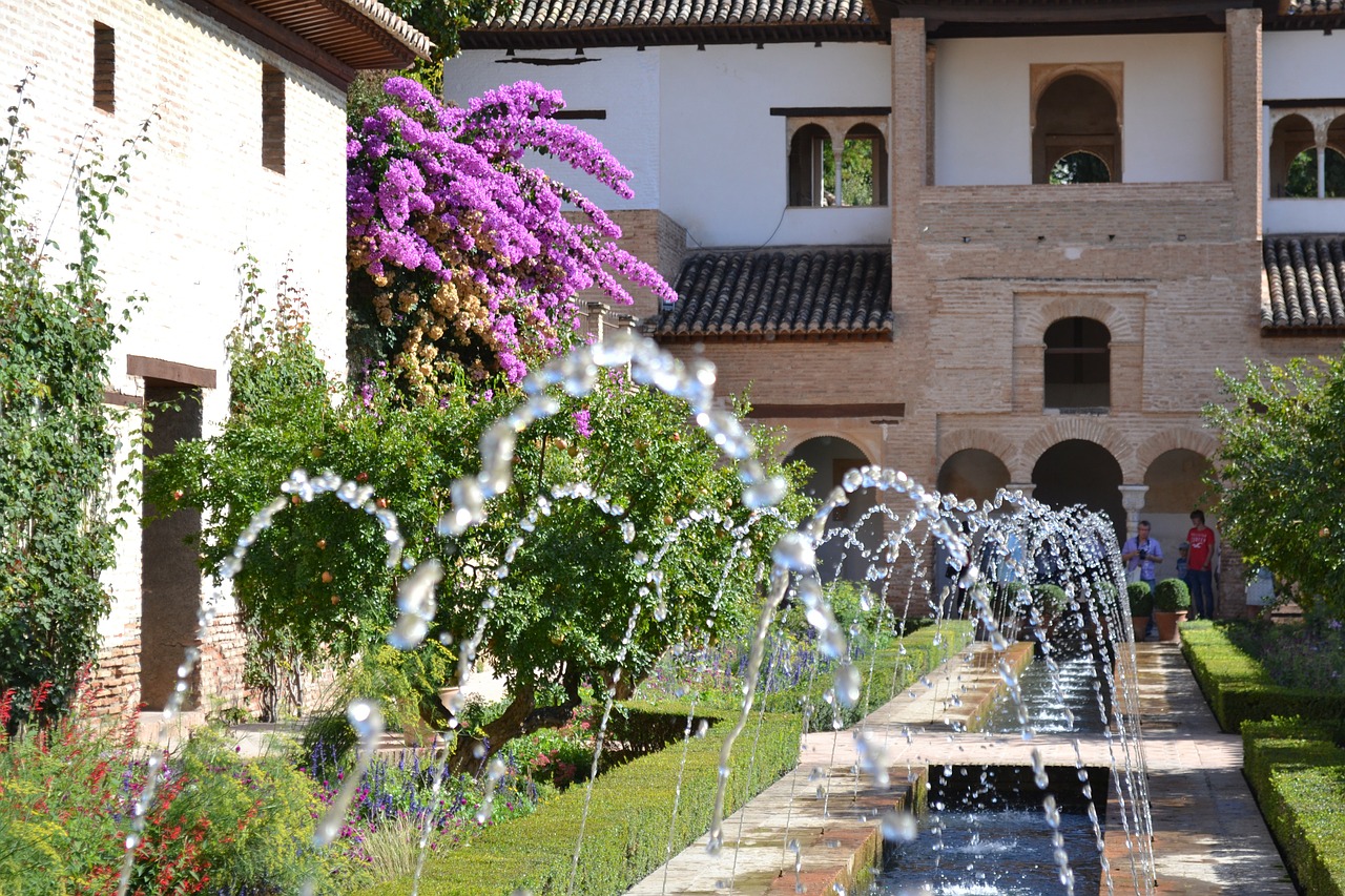 Alhambra: Generalife, Palacio Carlos V y Alcazaba Alhambra de Granada